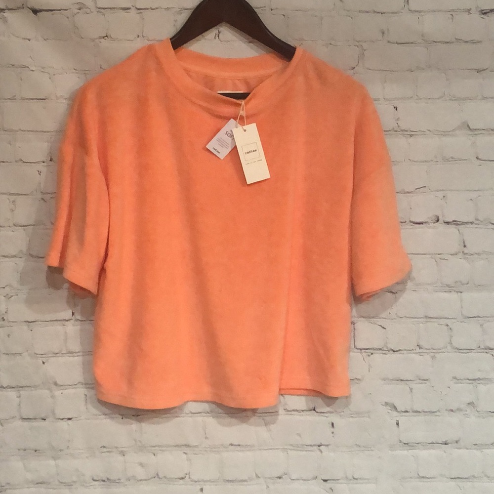 3/$15 SALE 💫 NWT Reflex Ultra Soft Top